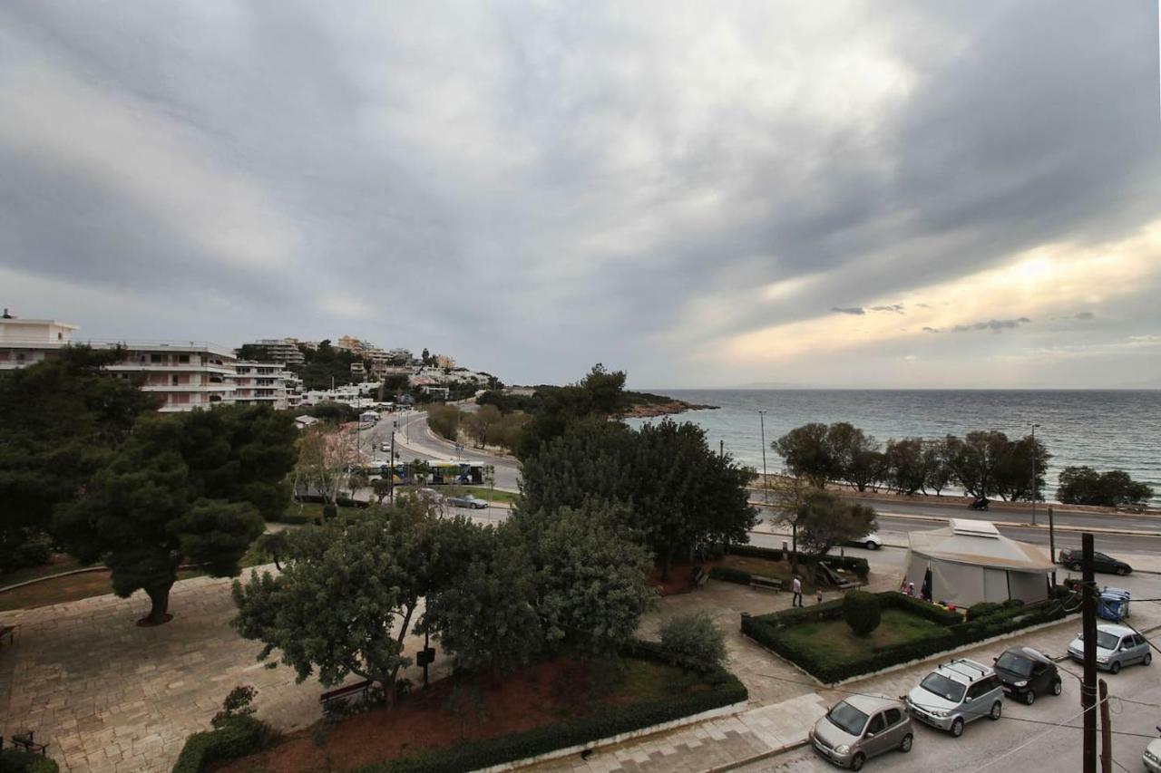 Seaside Renovated Top Floor Apartment Saronida エクステリア 写真